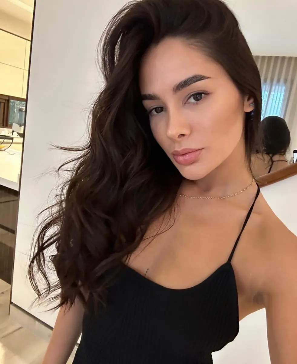 Amalia escort in Phuket